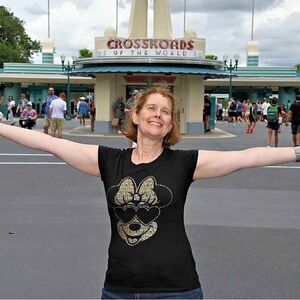 Meet your Posher, Deborah